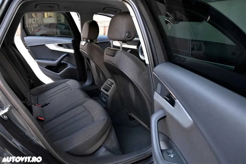 Audi A4 Avant 2.0 TDI - 8
