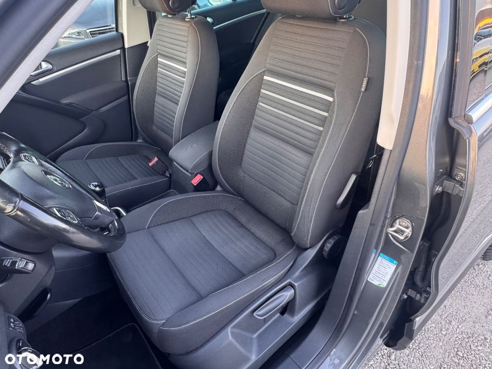 Volkswagen Tiguan 2.0 TDI DPF BlueMotion Technology Cup Sport & Style - 14