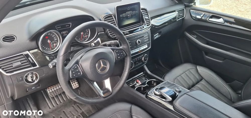 Mercedes-Benz GLE 400 4-Matic 7G-TRONIC - 22