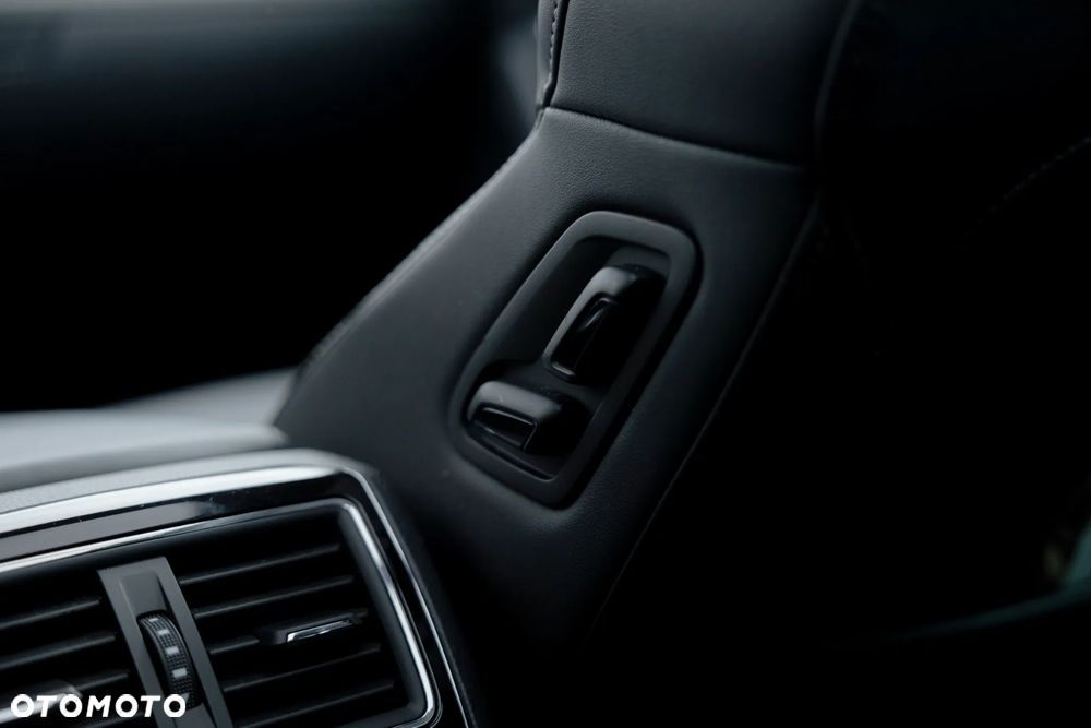 Skoda Superb 2.0 TSI 4x4 L&K DSG - 33