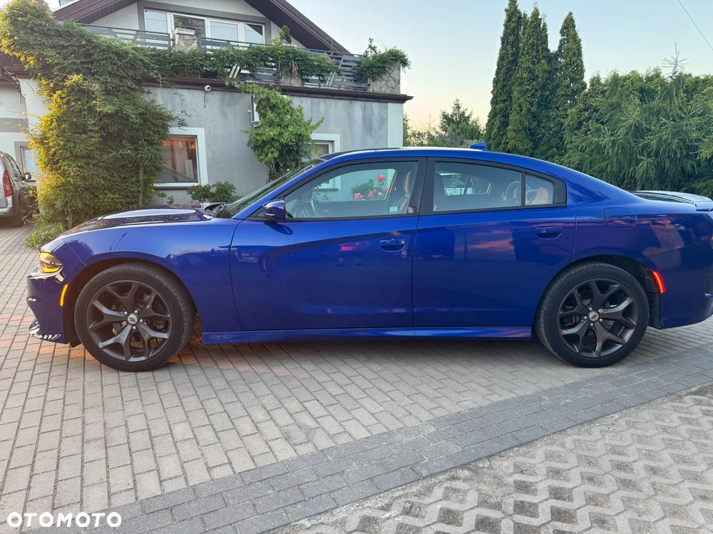 Dodge Charger - 4