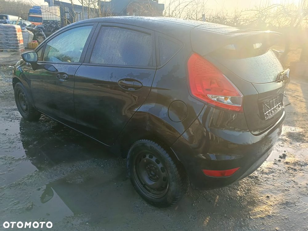 Ford Fiesta 1.4 Trend EU5 - 7