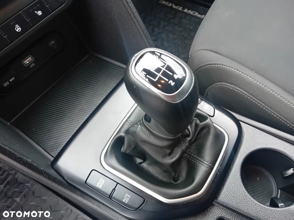Kia Sportage - 12