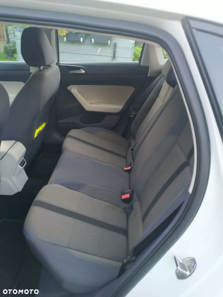 Volkswagen Polo - 5