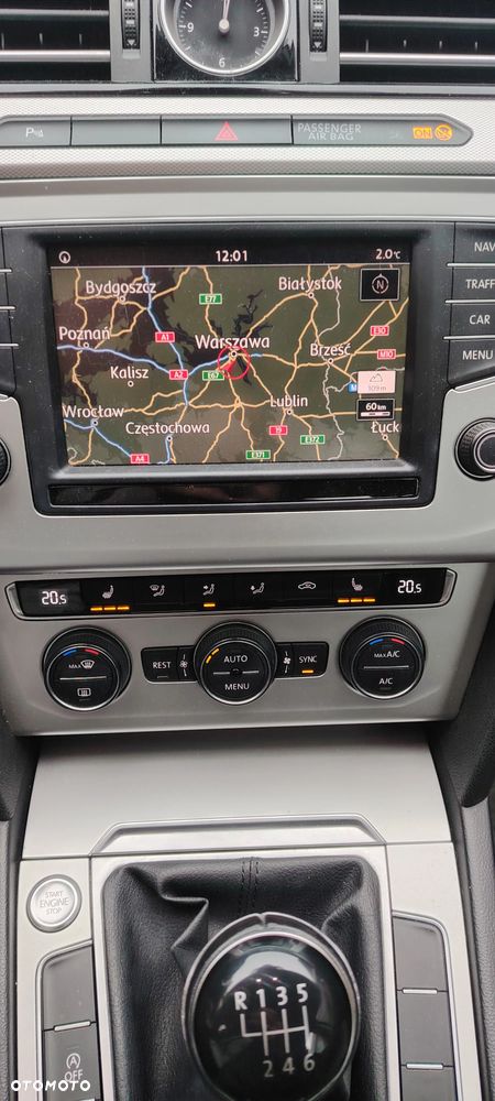 Volkswagen Passat 1.8 TSI BMT Comfortline - 14