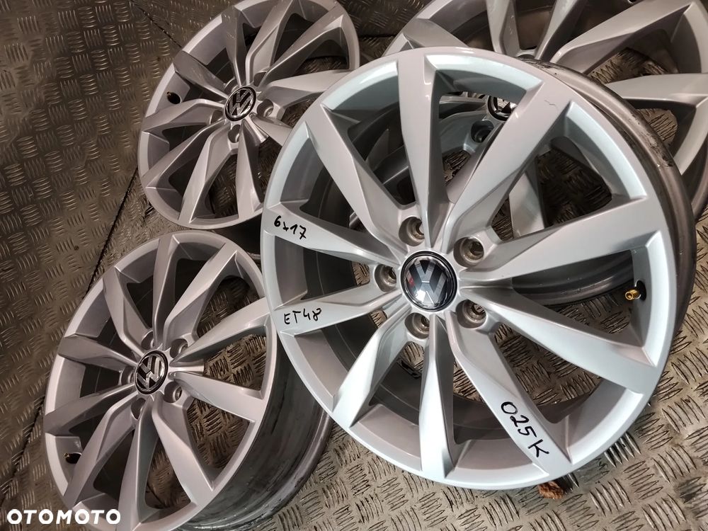 Felgi Vw Golf Caddy Jetta Passat T-Roc Tiguan Touran 6Jx17 et48 5x112 - 3