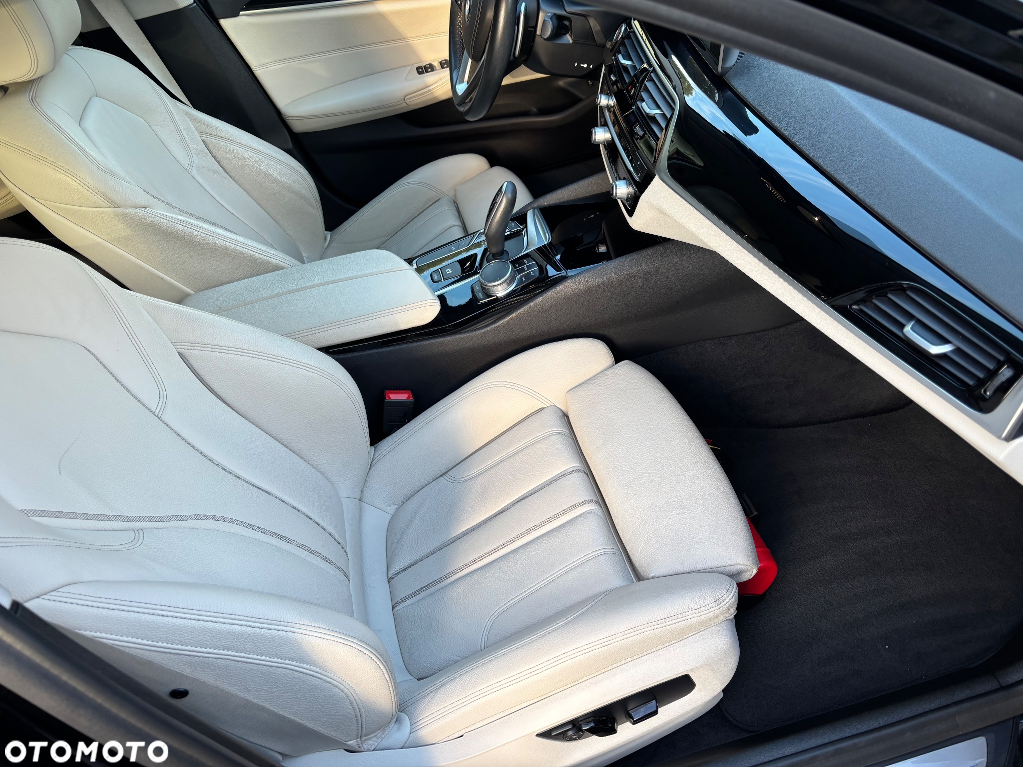 BMW Seria 5 520d Sport Line - 21