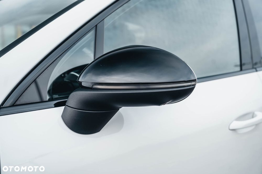 Porsche Cayenne Coupe E-Hybrid - 19