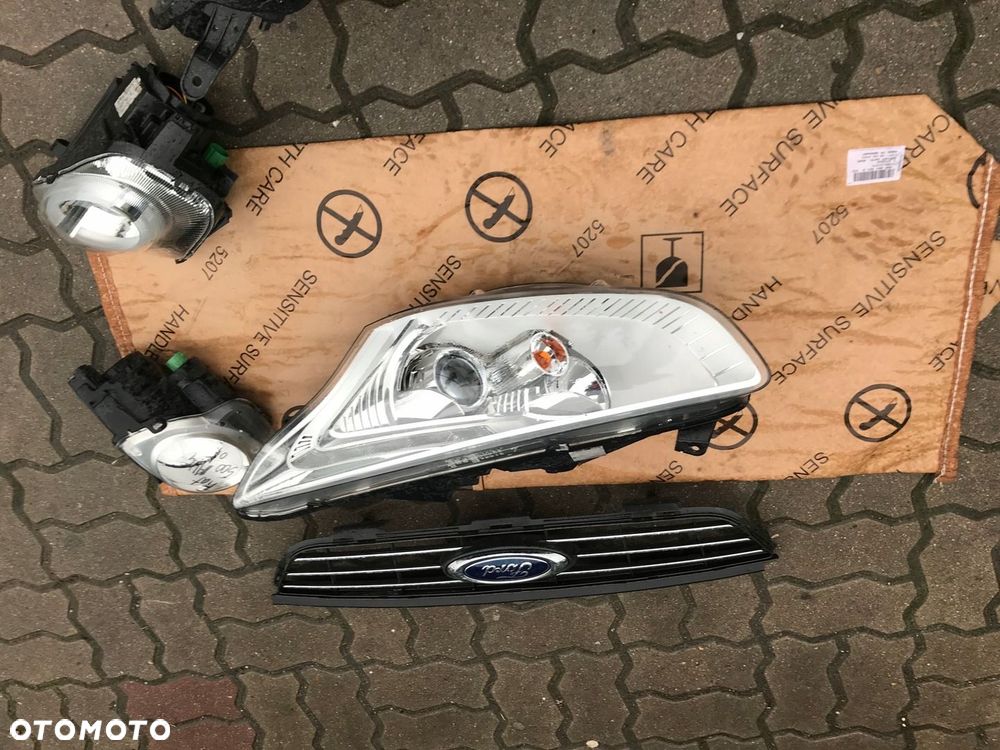 LAMPA PRZÓD LEWA FORD B-MAX AV11-13W030-XX - 3