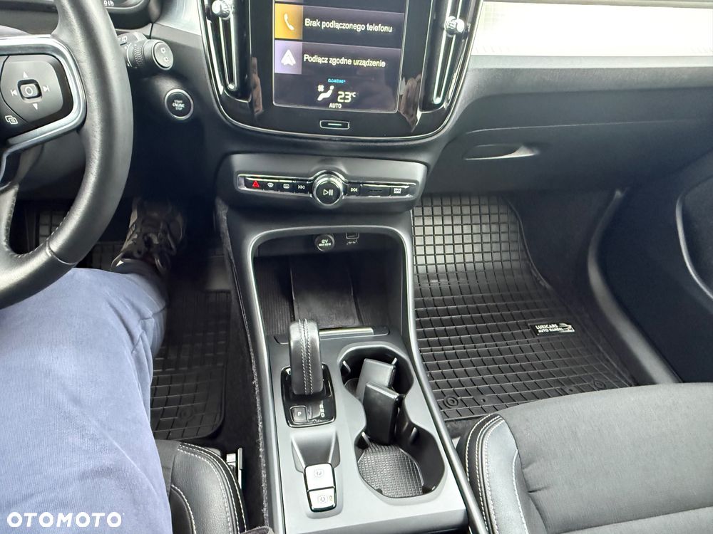 Volvo XC 40 D3 Geartronic Momentum - 33