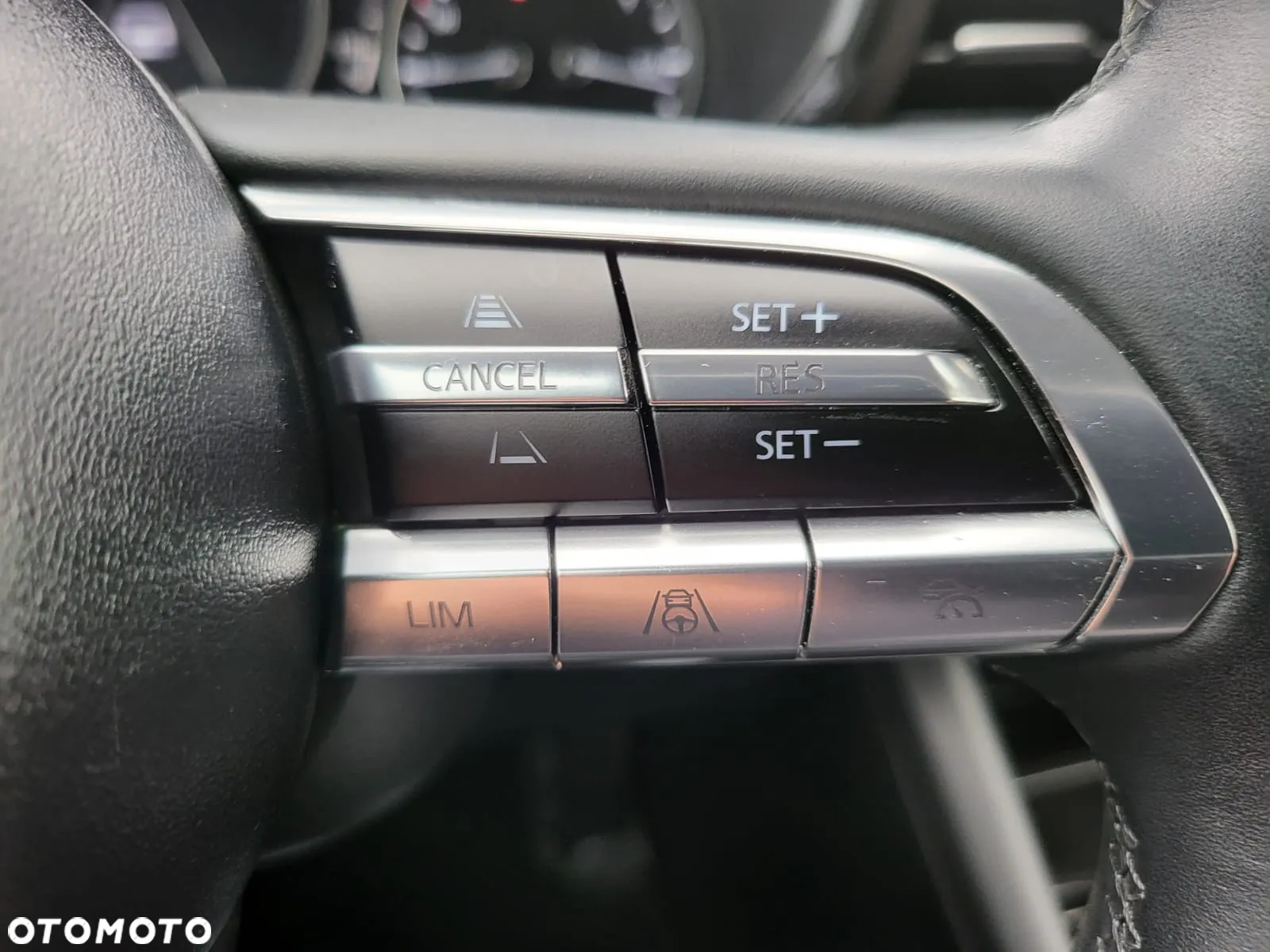 Mazda 3 FASTBACK e-SKYACTIV-G 122 M HYBRID PRIME-LINE - 13