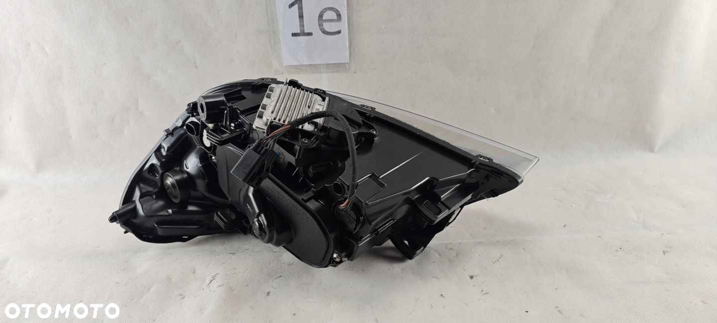 VOLVO V60 S60 XENON PRAWY REFLEKTOR LAMPA PRAWA 31299991 - 10