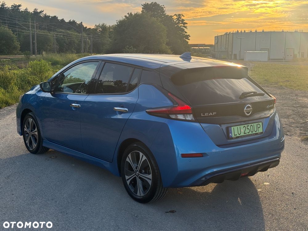 Nissan Leaf - 6