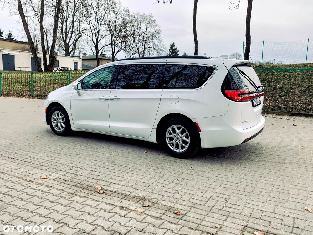 Chrysler Pacifica - 6