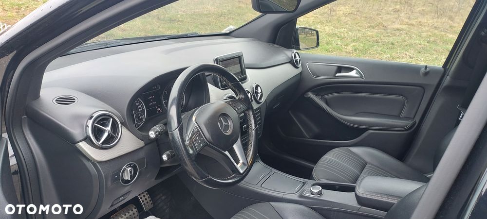 Mercedes-Benz Klasa B 180 CDI (BlueEFFICIENCY) 7G-DCT - 7