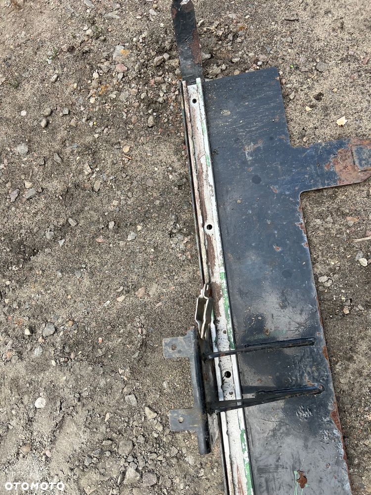 Blacha uchwyt wyciągarki na pakę Nissan navara d40 - 3