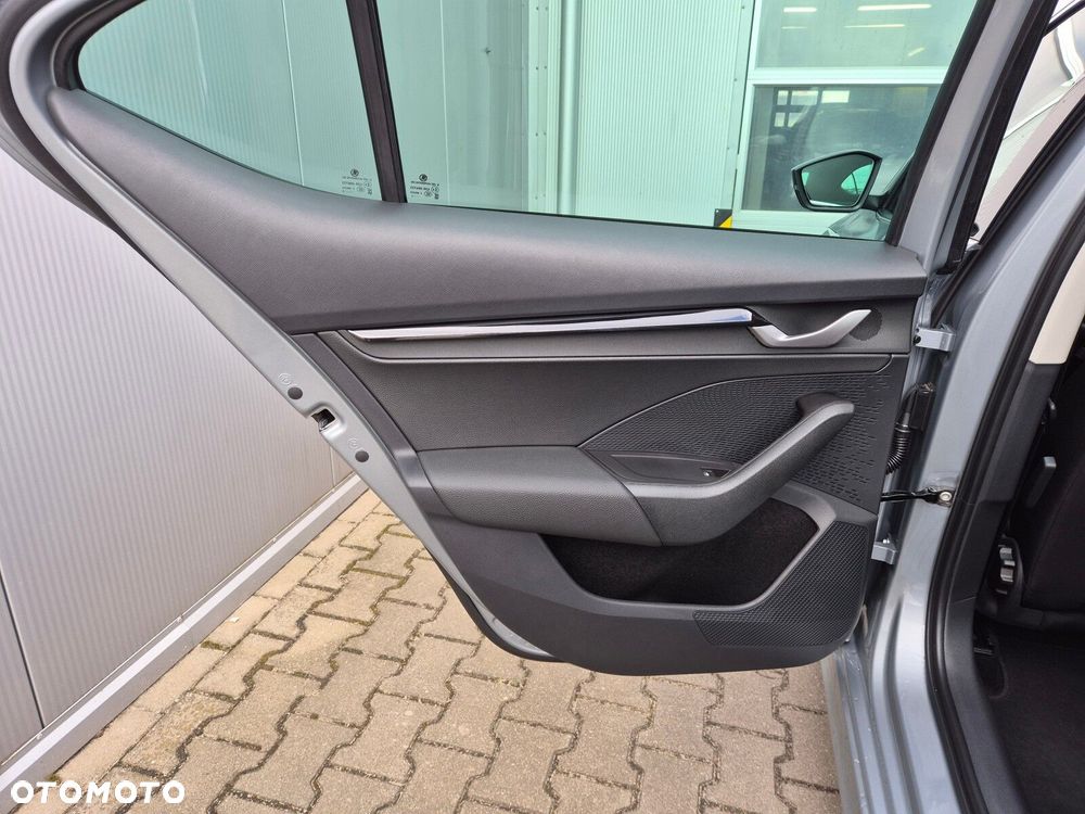 Skoda Octavia 1.5 TSI Drive Selection - 16