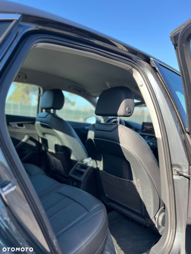 Audi A4 Limousine - 5