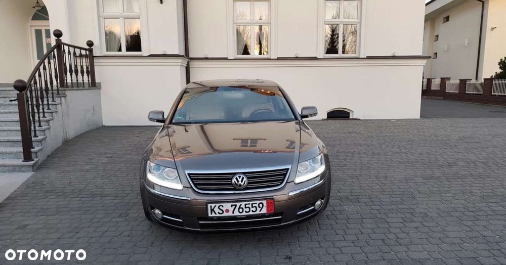 Volkswagen Phaeton - 24