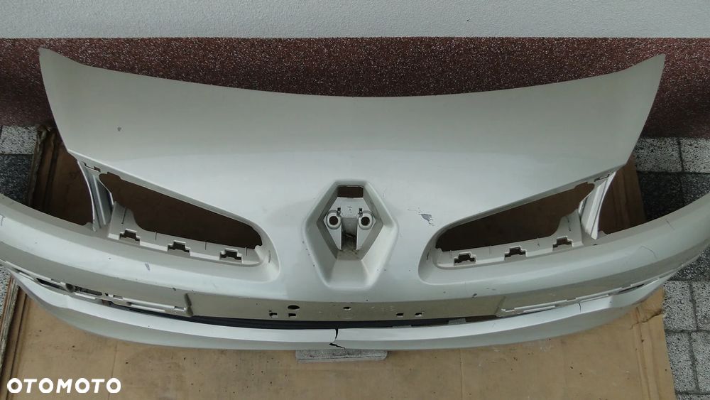 RENAULT CLIO III 3 ZDERZAK PRZÓD PRZEDNI 195 - 11