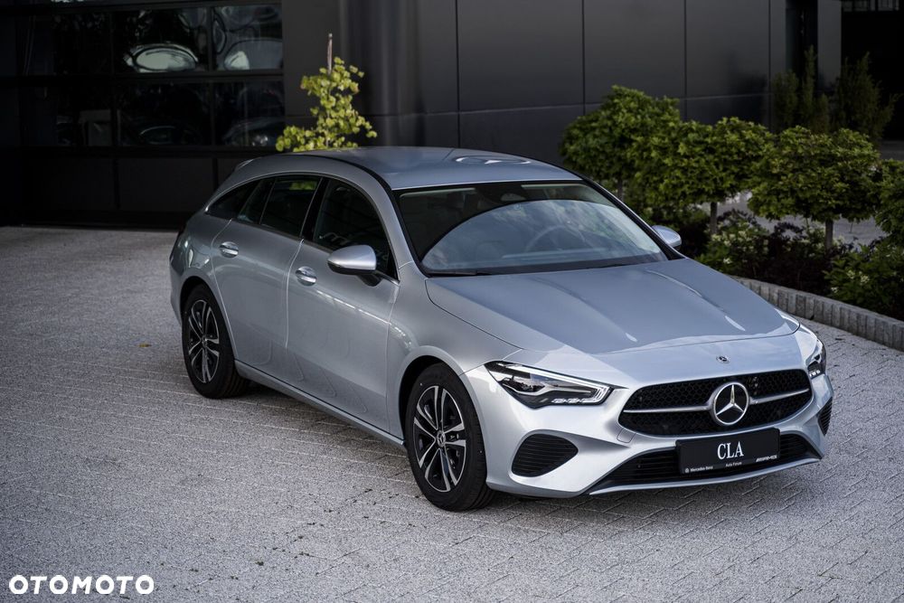 Mercedes-Benz CLA - 9