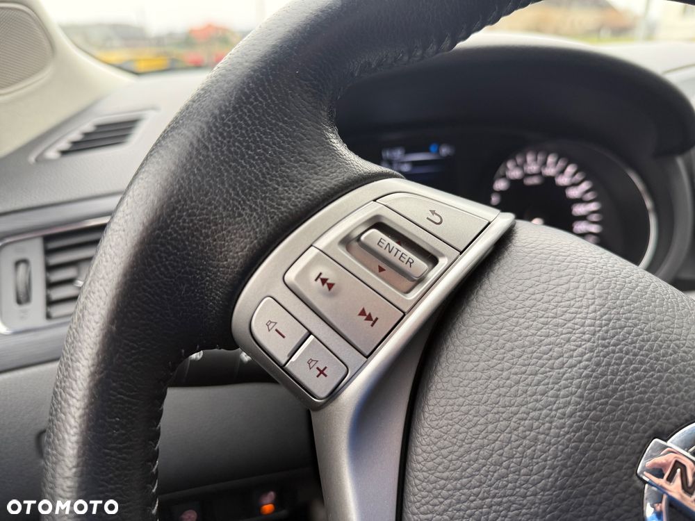 Nissan Pulsar 1.2 DIG-T Tekna - 19