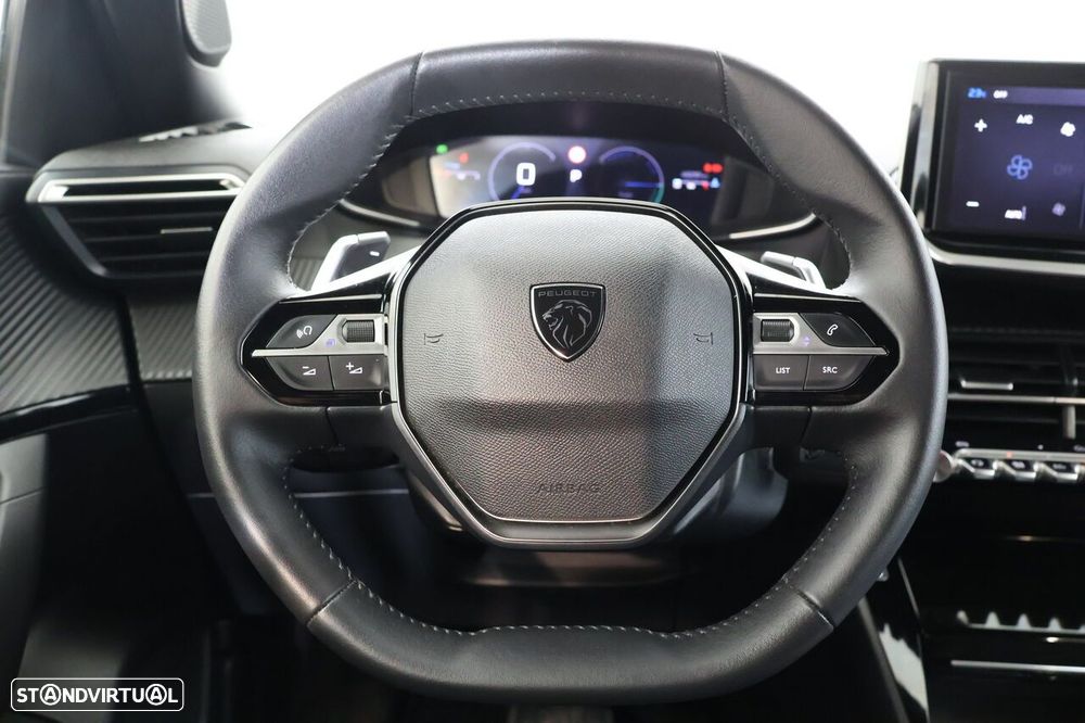 Peugeot 2008 - 18