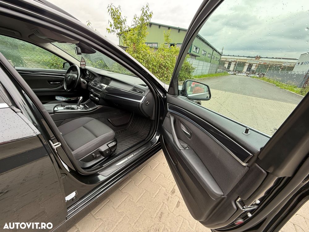 BMW Seria 5 520d Touring BluePerformance Aut. - 16