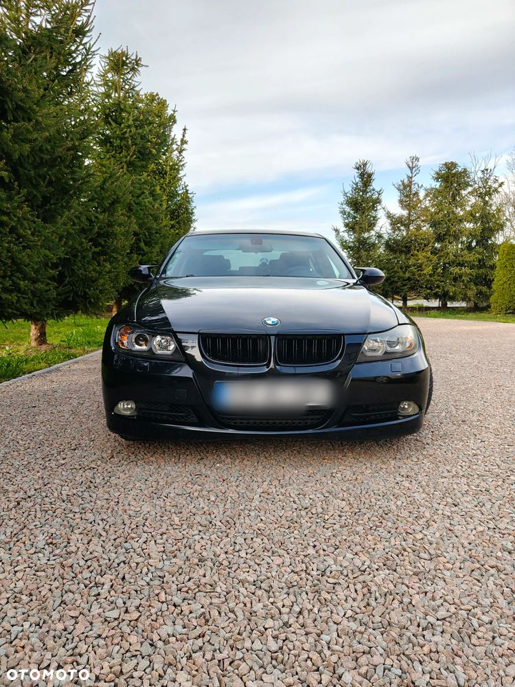 BMW Seria 3 320i - 2