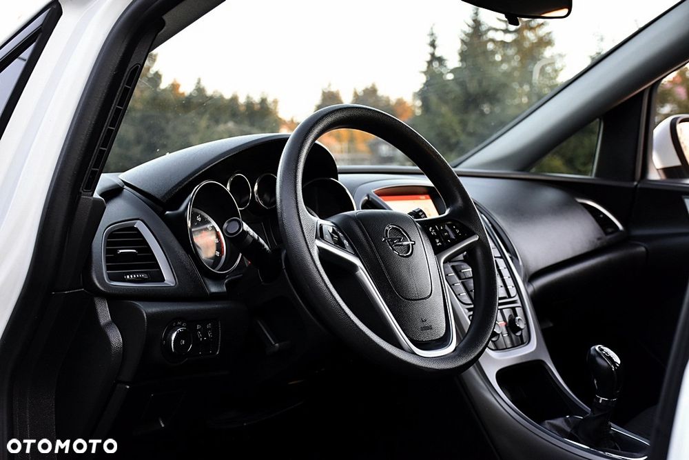 Opel Astra 1.6 Color Edition - 17
