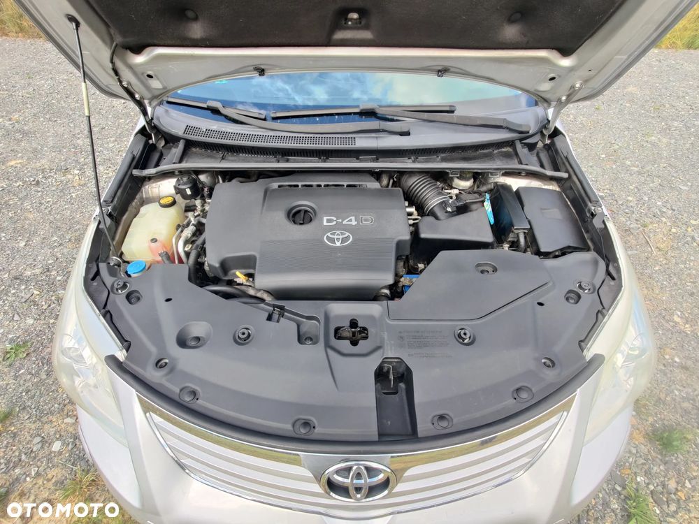 Toyota Avensis 2.0 D-4D Sol plus - 4