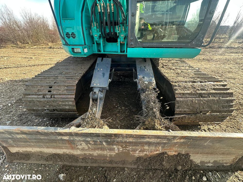Kobelco sk140srlc-5 - 11