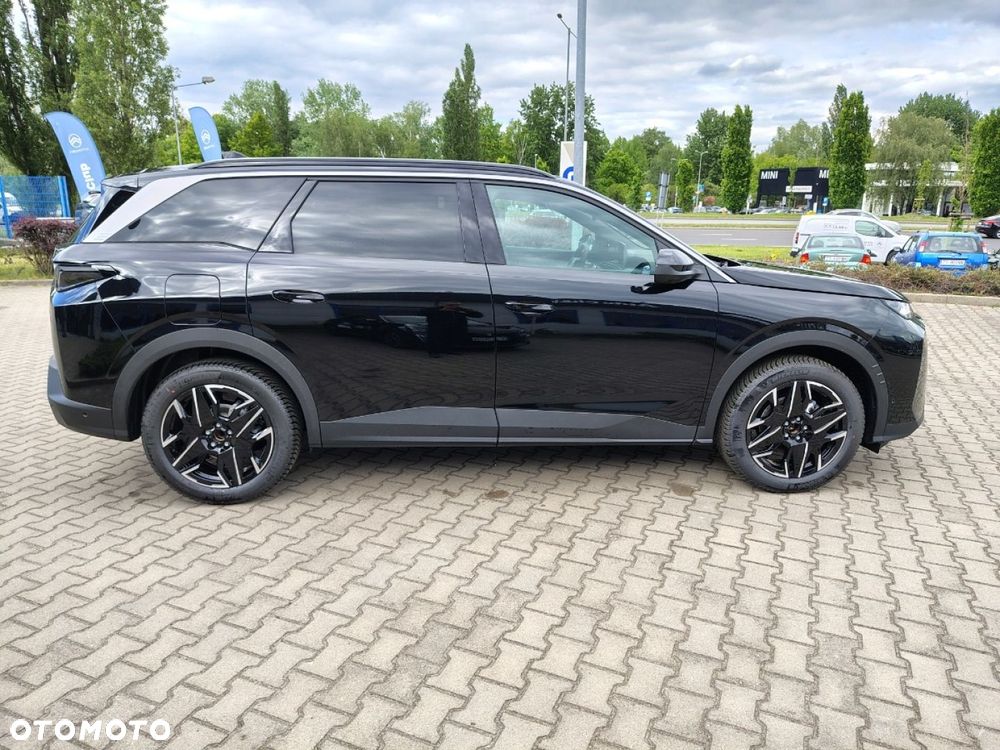 Peugeot 5008 - 8