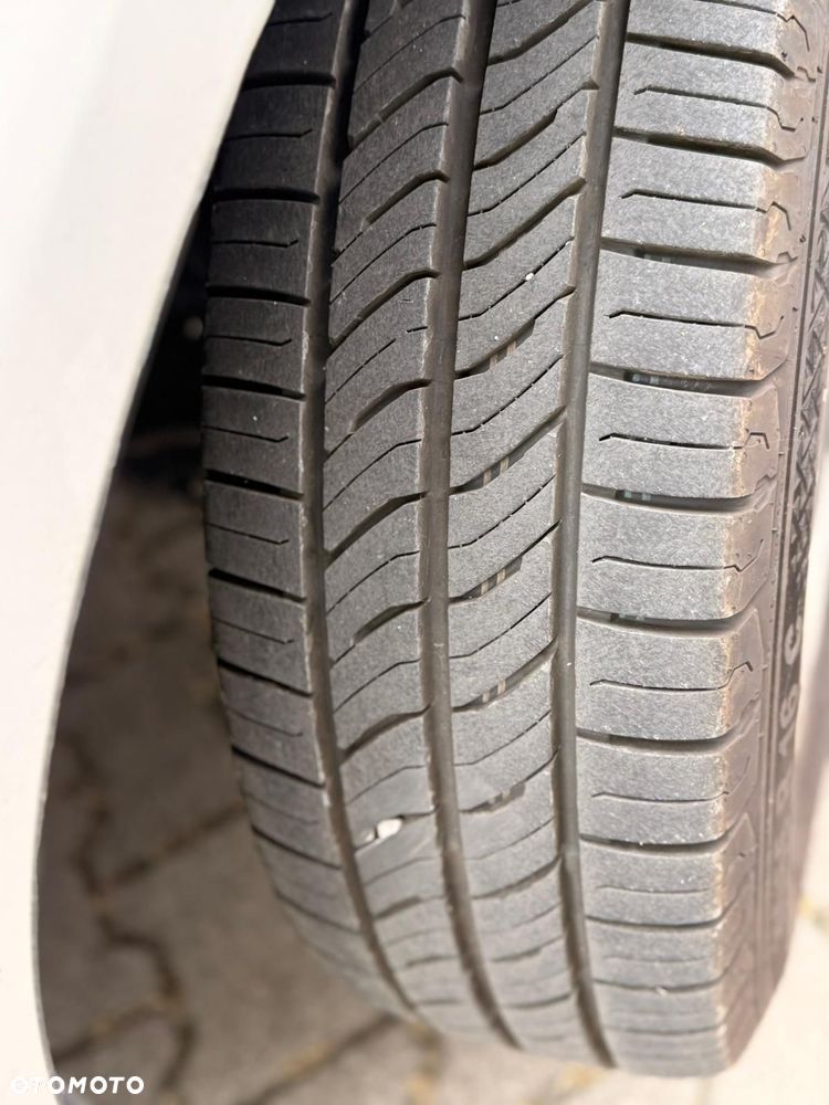 Volkswagen Transporter - 9