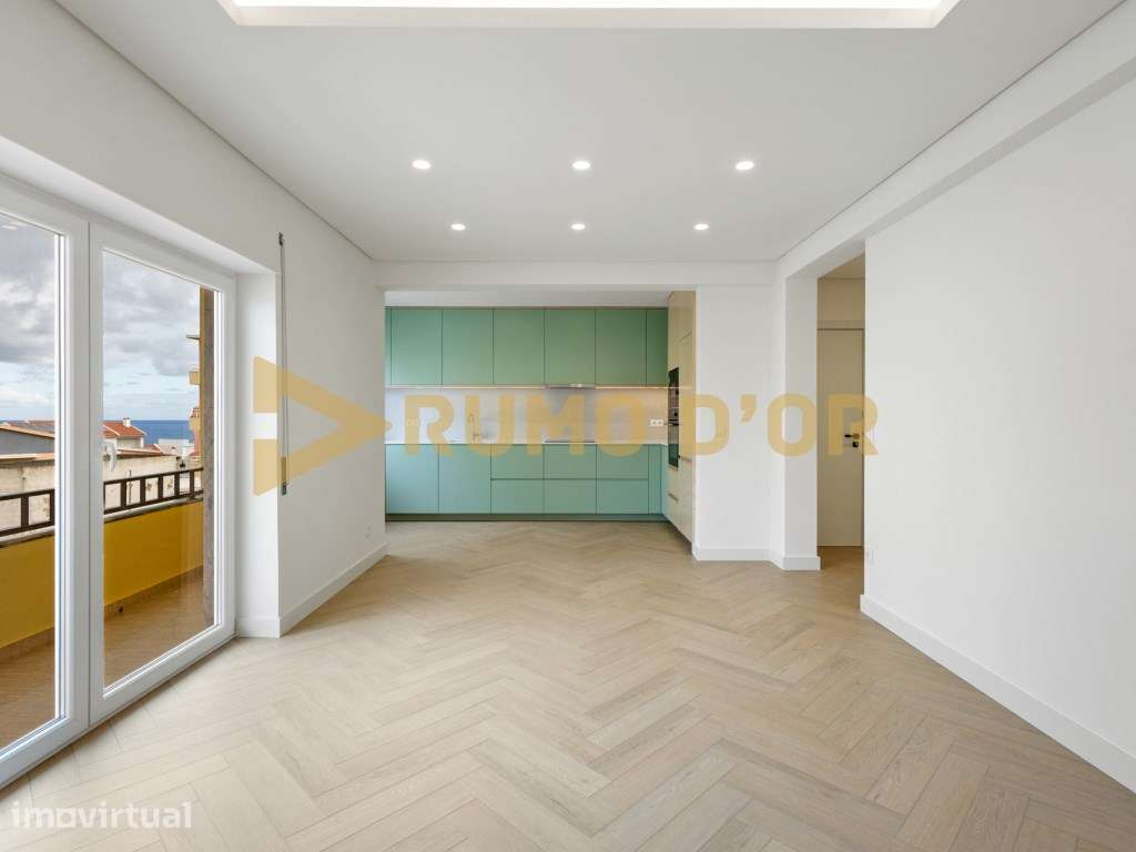 Exclusivo T2 com Vista Mar em Santa Cruz Elegância, Conforto e Loca... - Grande imagem: 3/27
