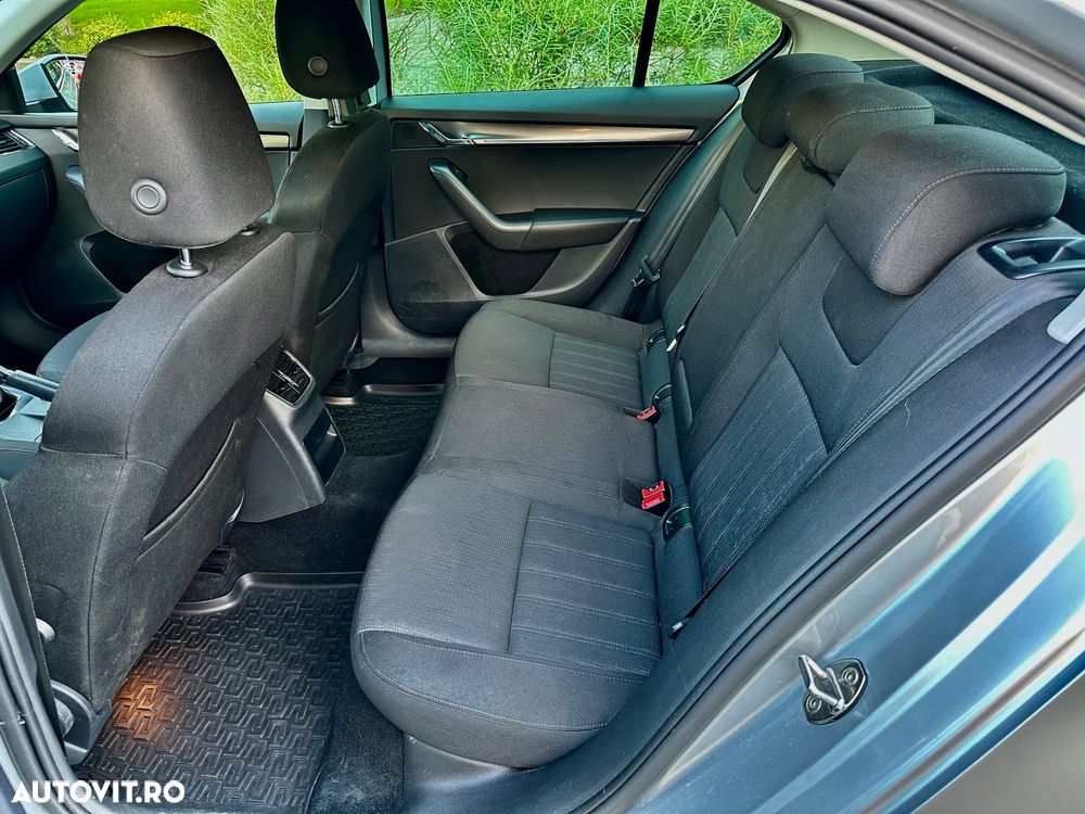 Skoda Octavia 1.6 TDI Ambition - 16