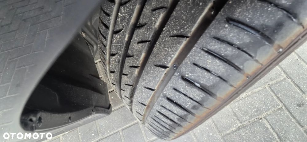 BMW Seria 3 320d DPF - 24