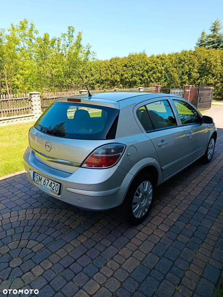 Opel Astra - 4