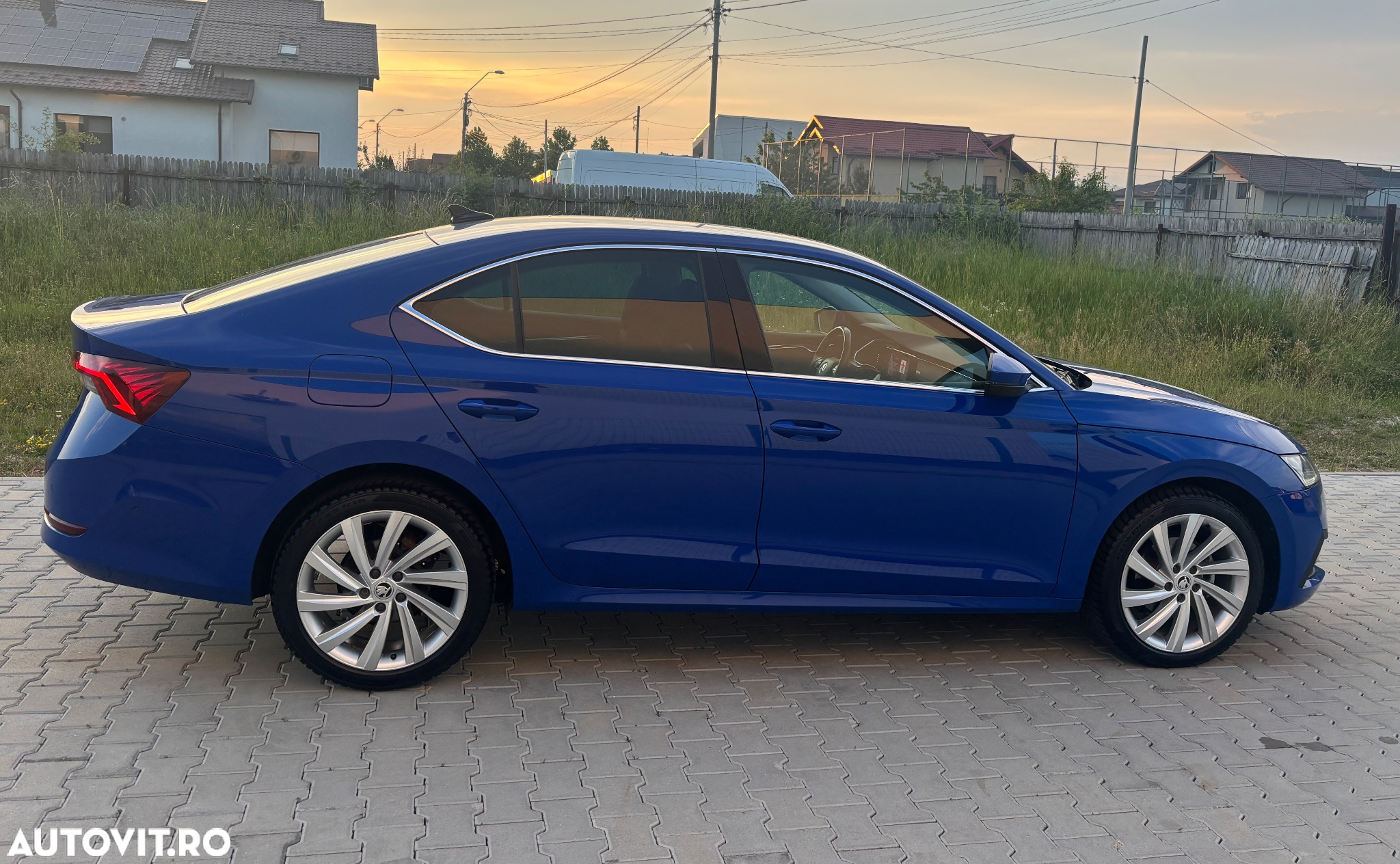 Skoda Octavia 2.0 TDI 150 CP DSG Sportline - 13