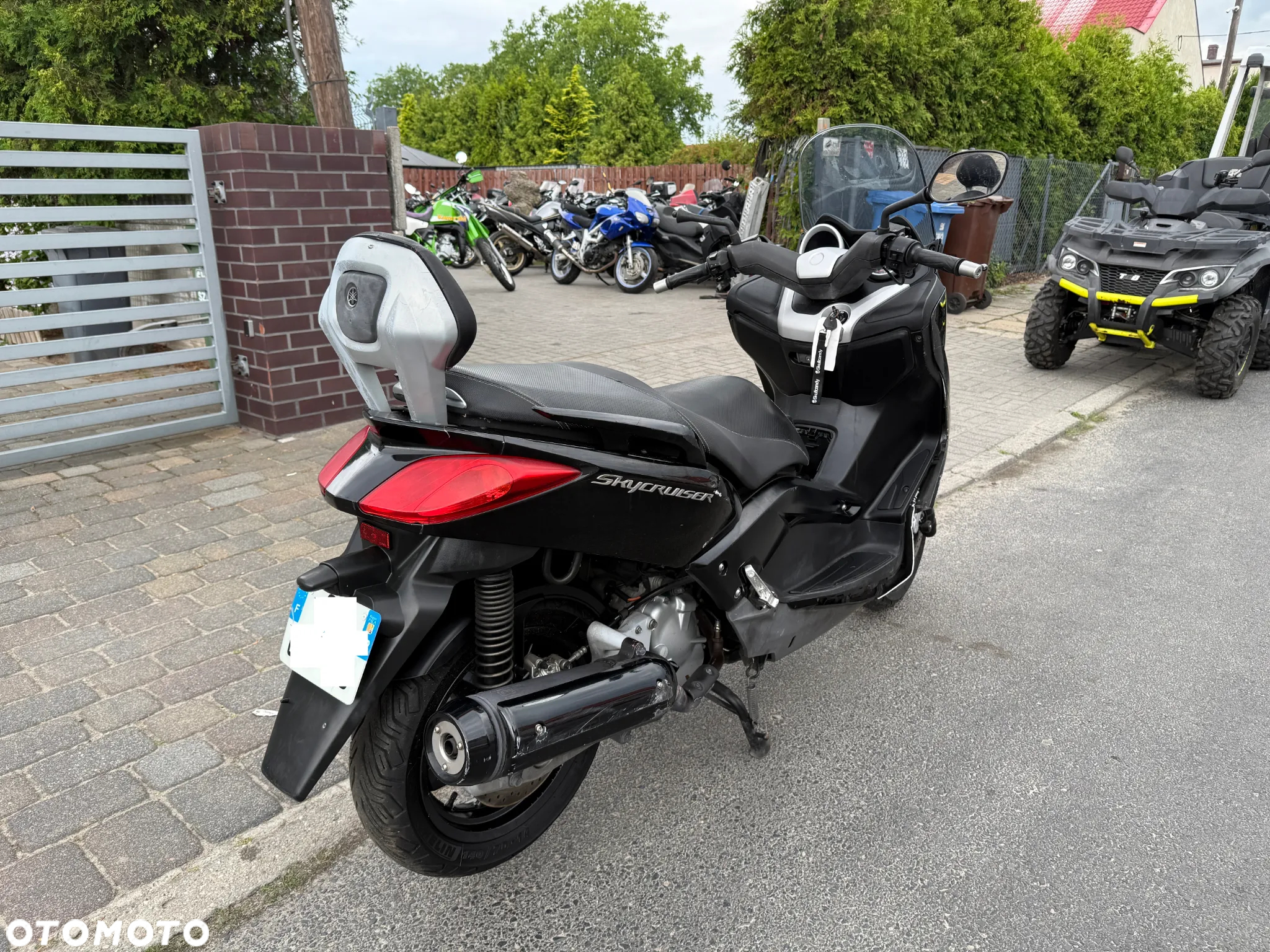 Yamaha X-max - 4