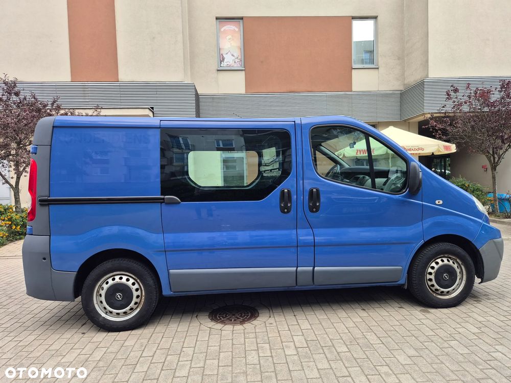 Renault Trafic - 25