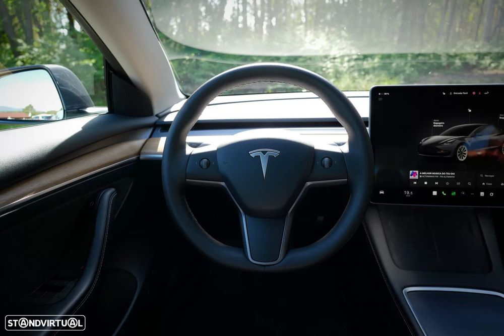 Tesla Model 3 Long Range Tração Integral - 32