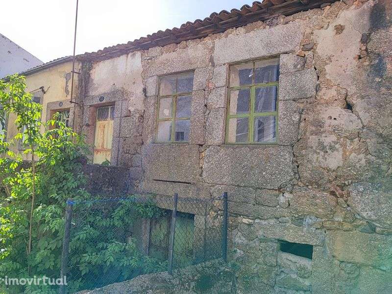 Casa para recuperar - Grande imagem: 3/9