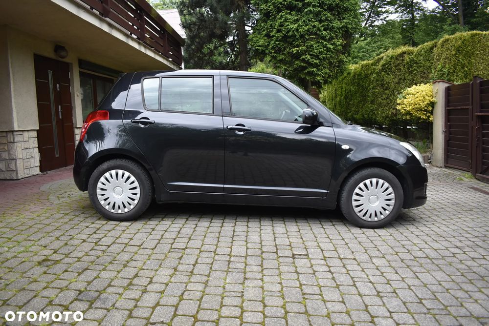 Suzuki Swift - 2