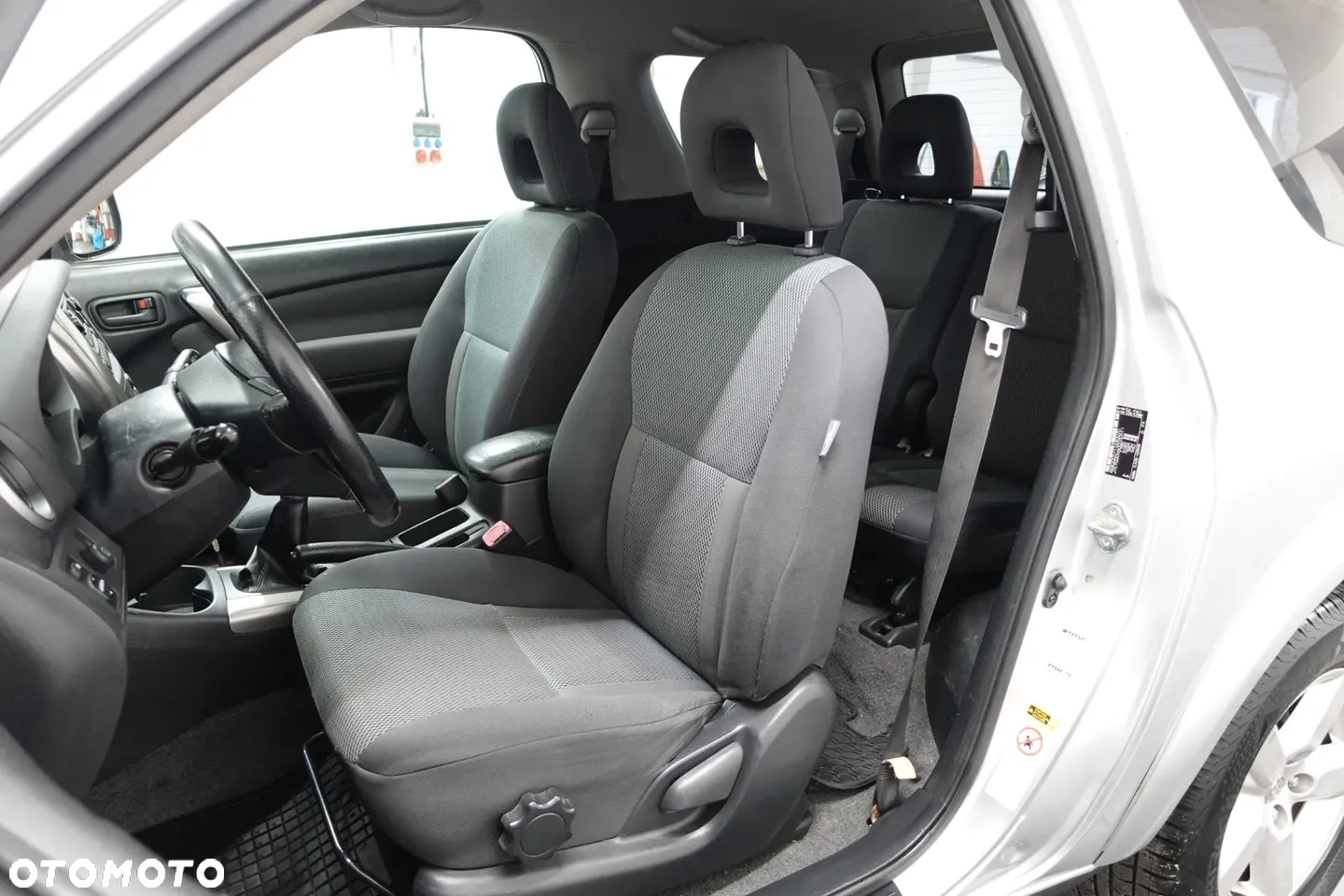 Toyota RAV4 2.0 D-4D Luna - 23