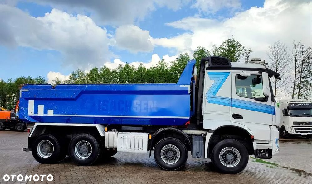 Mercedes-Benz Arocs 4151 8x4 - 4