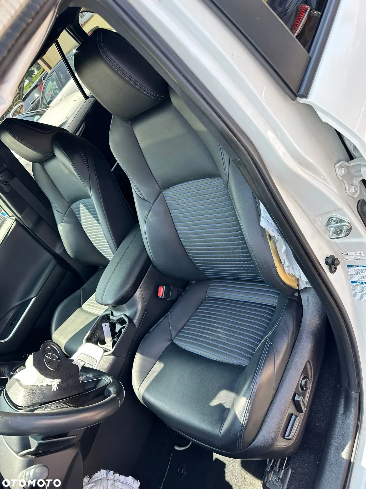 Toyota RAV4 2.5 4x4 Hybrid Style Selection - 18