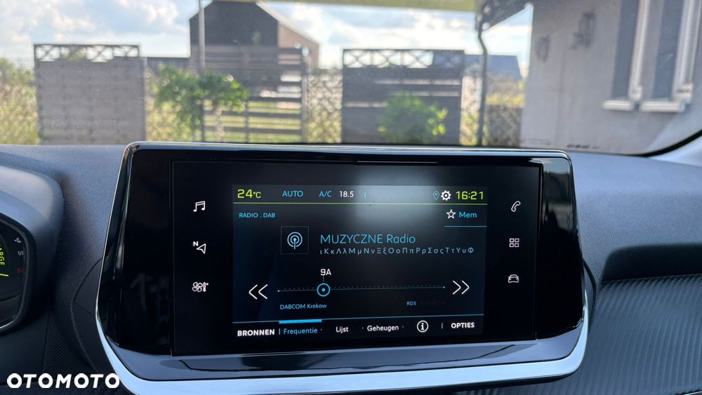 Peugeot 208 Elektromotor 136 Active - 23