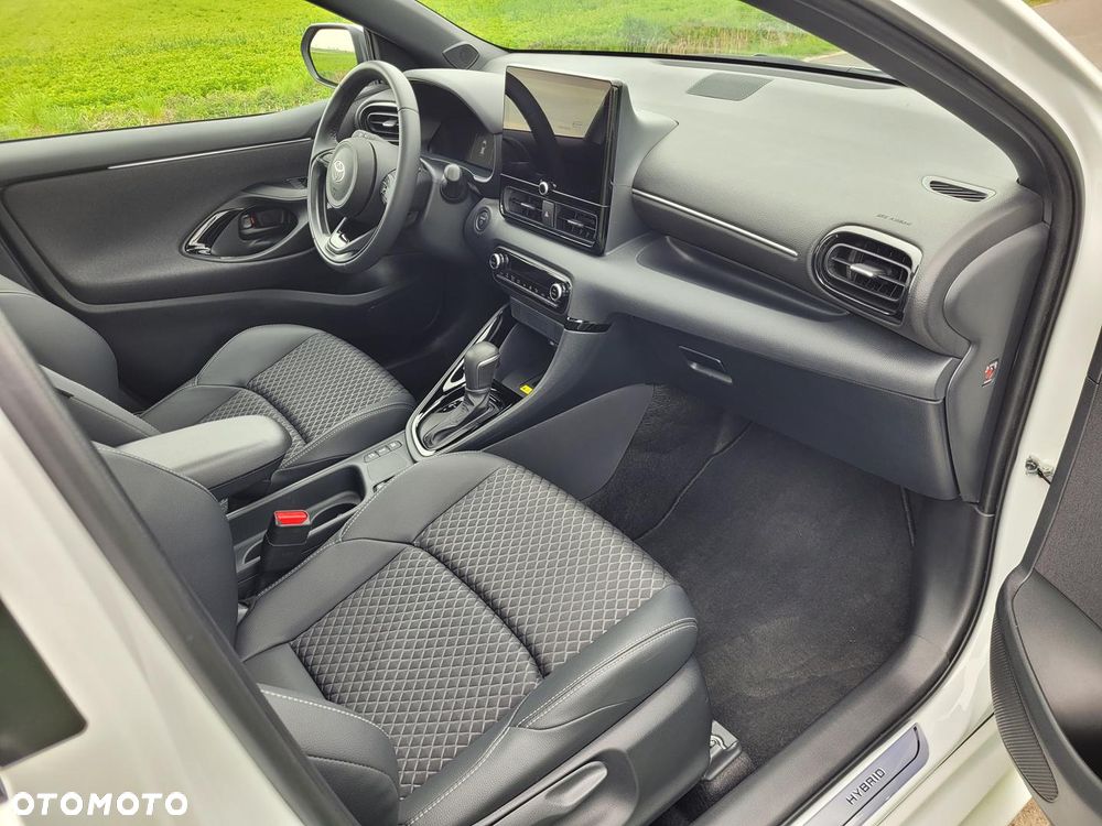 Toyota Yaris 130 1.5 VVT-i Premiere Edition - 12