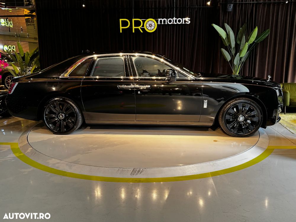 Rolls-Royce Ghost - 2